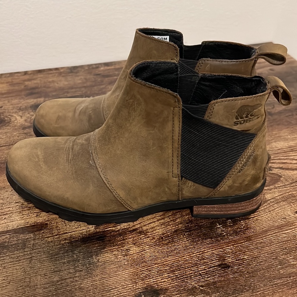 Sorel Booties - Picture 2 of 3
